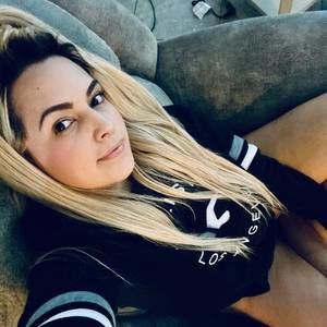 Meet your Posher, Ivana